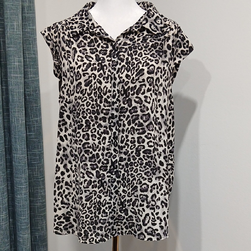 Pleione Black and Cream Boxy Button Down Shirt